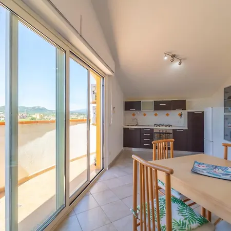 Apartman Mansarda Primavera *