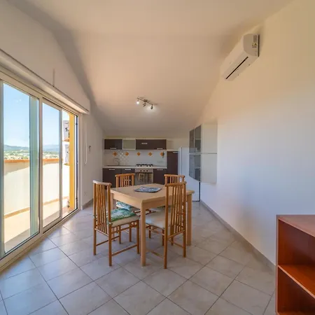 Apartman Mansarda Primavera